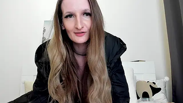 Kitty Player online show from April 9, 2026, 6:58 pm