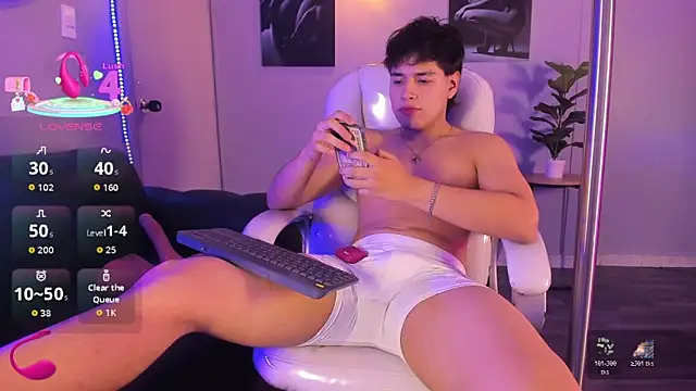 Jordan 24  online show from March 12, 2026, 9:52 pm