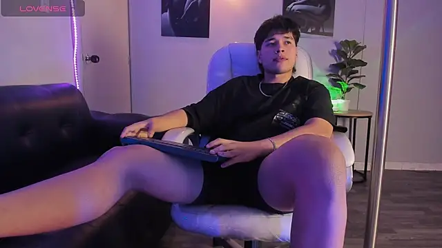 Jordan 24  online show from April 17, 2026, 6:05 am