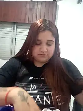 natylunares online show from October 3, 2025, 4:47 am