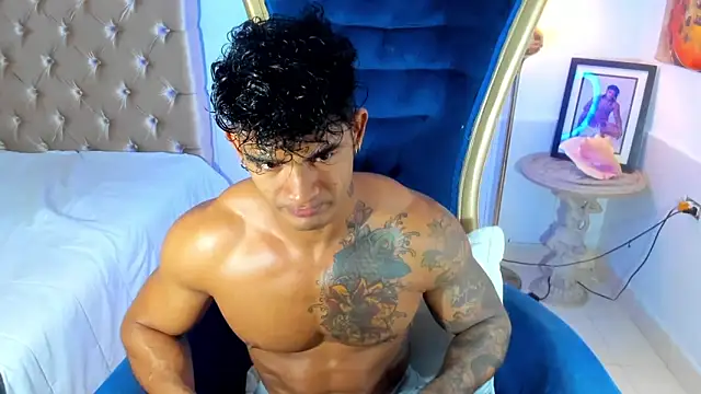 antonio  444 online show from May 23, 2026, 7:57 pm
