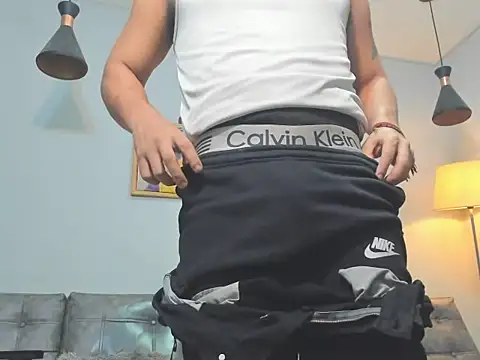 Snapshot of Xfire_boy69 chatting on February 13, 2026, 3:50 am Xfire boy69 online show from February 13, 2026, 3:50 am