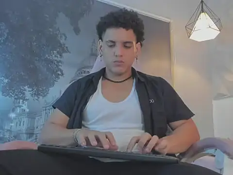 Snapshot of Xfire_boy69 chatting on November 24, 2025, 8:20 pm Xfire boy69 online show from November 24, 2025, 8:20 pm