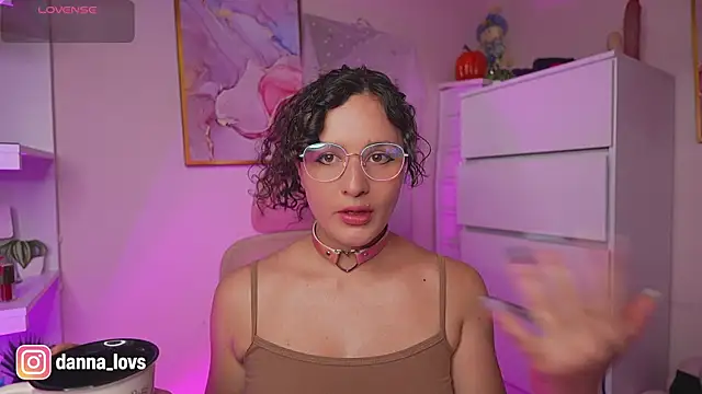 Dannaa Lovs online show from October 21, 2025, 5:12 pm