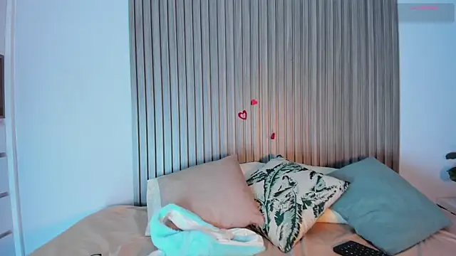 Snapshot of Blue_Sixx chatting on February 25, 2026, 10:31 pm Blue Sixx online show from February 25, 2026, 10:31 pm