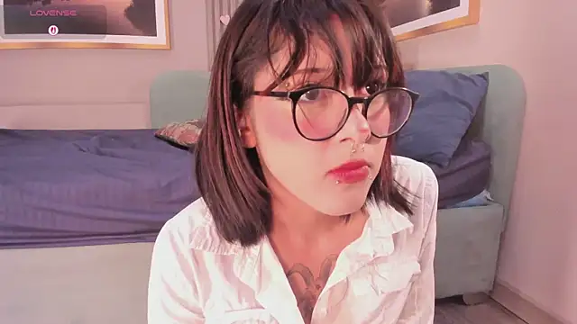 Snapshot of Blue_Sixx chatting on April 2, 2026, 1:51 pm Blue Sixx online show from April 2, 2026, 1:51 pm