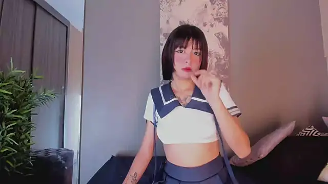 Snapshot of Blue_Sixx chatting on February 5, 2026, 1:40 pm Blue Sixx online show from February 5, 2026, 1:40 pm