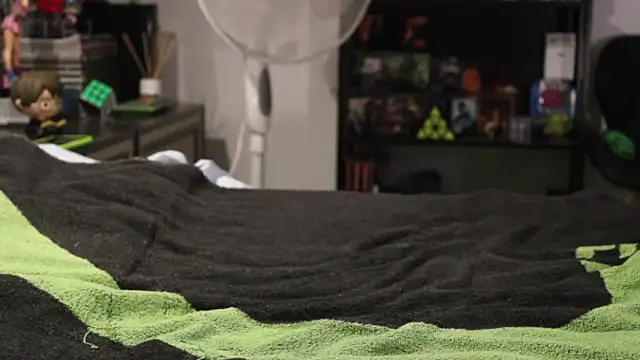 Snapshot of adrisumi chatting on February 20, 2026, 6:10 pm adrisumi online show from February 20, 2026, 6:10 pm