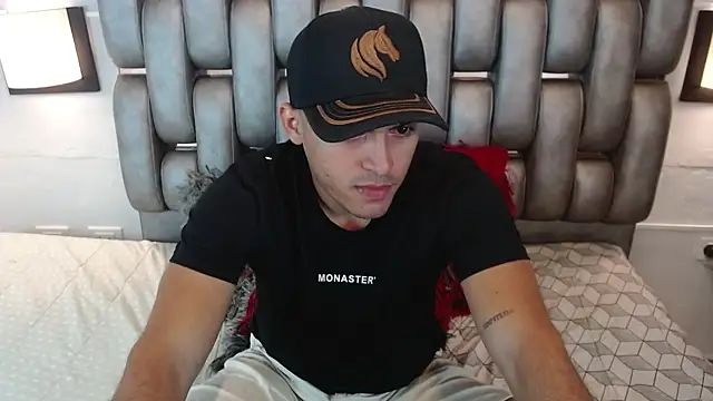 Derek Storm  online show from April 16, 2026, 12:50 pm