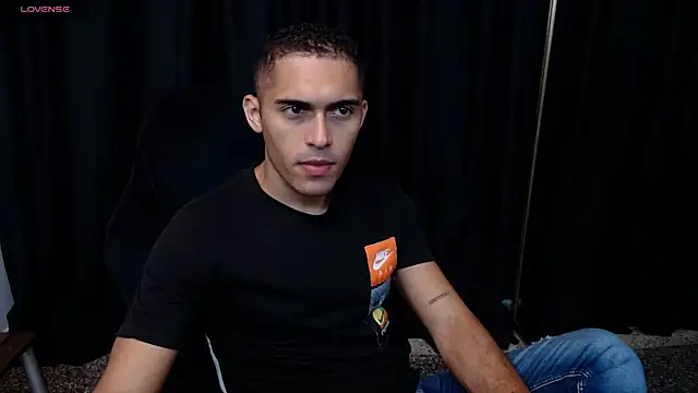 Derek Storm  online show from November 15, 2025, 10:52 am