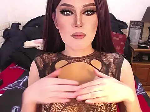 WILDDENNY1 online show from September 17, 2025, 10:23 pm