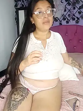 Snapshot of Sophie-Hot- chatting on March 19, 2026, 10:15 am Sophie-Hot- online show from March 19, 2026, 10:15 am