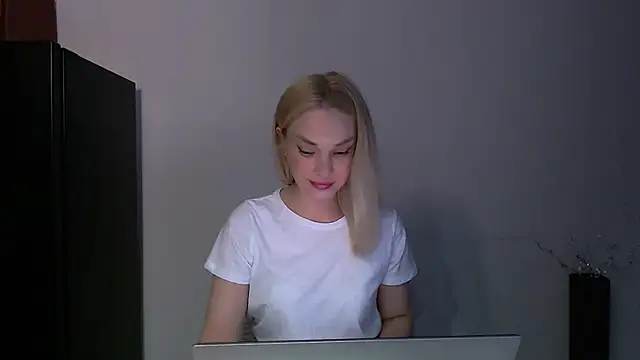 Lia noo regrets online show from May 31, 2026, 6:09 pm