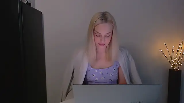 Lia noo regrets online show from May 8, 2026, 5:06 pm
