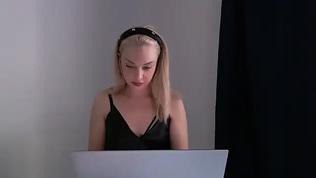 Lia noo regrets online show from July 18, 2026, 2:36 pm