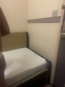 pophiboy online show from February 9, 2026, 3:15 am