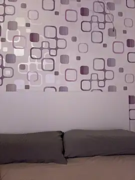 SweetTeenGirl online show from November 6, 2025, 6:45 pm