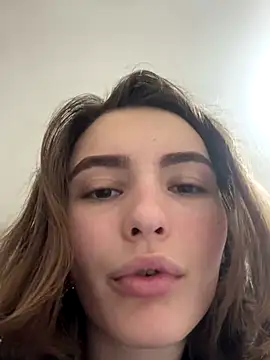 ZariaFlame online show from November 15, 2025, 9:30 pm