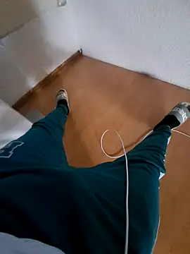 Livian69557 online show from April 7, 2026, 3:03 pm