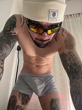 penebunny online show from March 5, 2026, 11:51 am