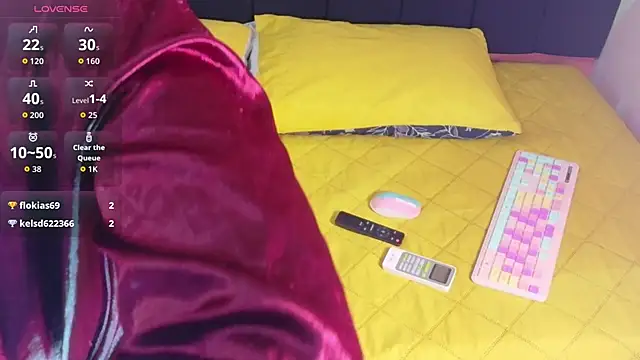 Snapshot of MySugarmoomy chatting on February 12, 2026, 2:44 am MySugarmoomy online show from February 12, 2026, 2:44 am