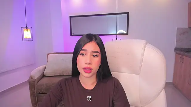 Snapshot of miranda_crawfor chatting on May 16, 2026, 12:59 pm miranda crawfor online show from May 16, 2026, 12:59 pm