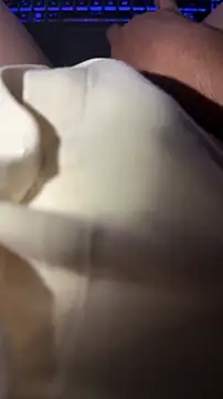 Snapshot of AndyRico18 chatting on October 10, 2025, 8:20 pm AndyRico18 online show from October 10, 2025, 8:20 pm