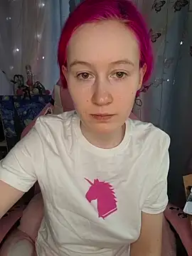 Fuzzy Unicorn online show from April 13, 2026, 10:08 am