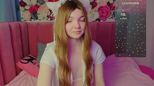 AnimeAlica18 online show from November 9, 2025, 2:37 am