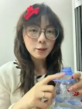 xuannv0000 online show from March 1, 2026, 4:29 pm