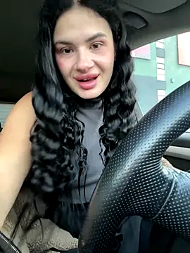 MiraReach online show from October 31, 2025, 1:46 am