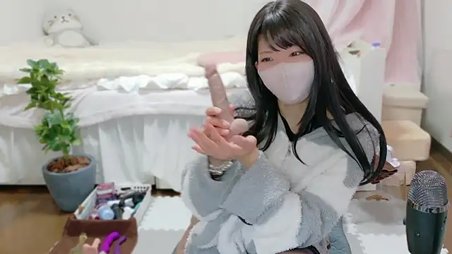 clara 6x9 online show from March 15, 2026, 1:18 pm