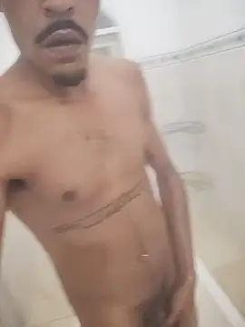 lacoste12 online show from November 27, 2025, 4:46 am