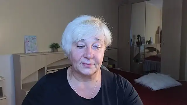 Milana Milky online show from September 18, 2025, 5:10 am