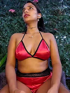 Lorena Mcfly online show from September 29, 2025, 1:06 pm