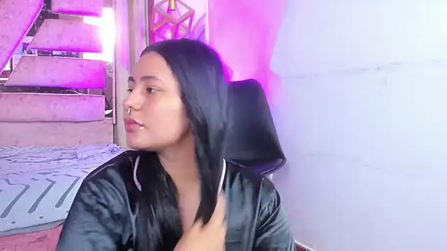 Snapshot of SamaelAndLilitt chatting on December 19, 2025, 11:12 am SamaelAndLilitt online show from December 19, 2025, 11:12 am