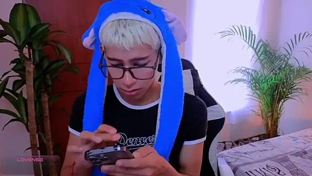 taichi bluy online show from September 26, 2025, 7:10 pm