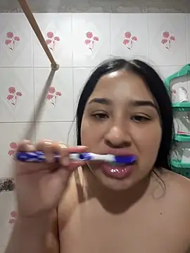 BELLAALEJA online show from July 9, 2026, 2:16 pm