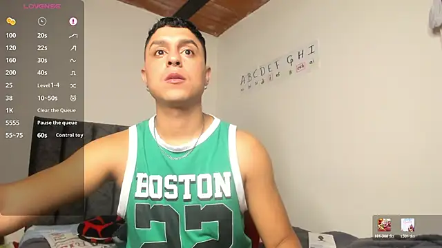 ANGELOGAO online show from December 19, 2025, 3:25 pm