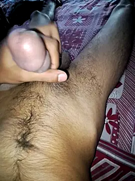 Snapshot of loveblzz chatting on November 19, 2025, 7:30 am loveblzz online show from November 19, 2025, 7:30 am