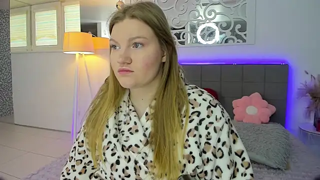 AshleyJoness online show from March 18, 2026, 5:32 am