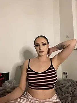 Tijara-im-Pyjama online show from November 18, 2025, 4:27 am