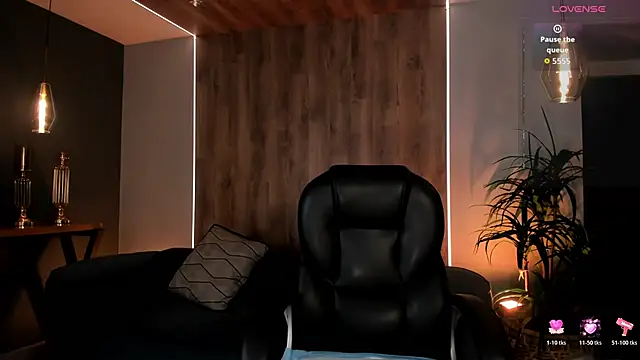 Snapshot of LiamCarterX chatting on November 23, 2025, 4:00 am LiamCarterX online show from November 23, 2025, 4:00 am