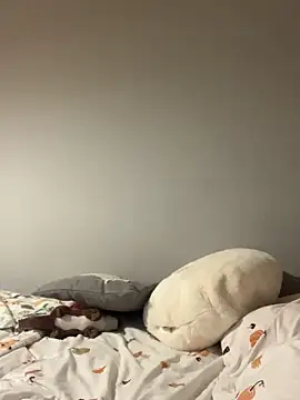 hazel wood21 online show from March 8, 2026, 8:01 pm