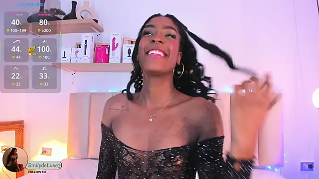 Emely Deluxe online show from November 26, 2025, 11:43 am