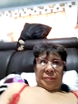 OliviaMorris1 online show from October 25, 2025, 5:13 pm