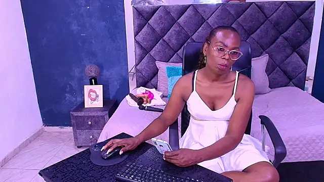 Snapshot of ebony__jheim chatting on February 27, 2026, 12:49 pm ebony jheim online show from February 27, 2026, 12:49 pm