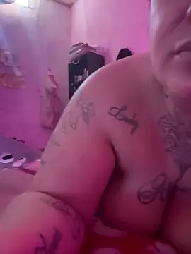 valen1891 online show from November 25, 2025, 2:17 pm