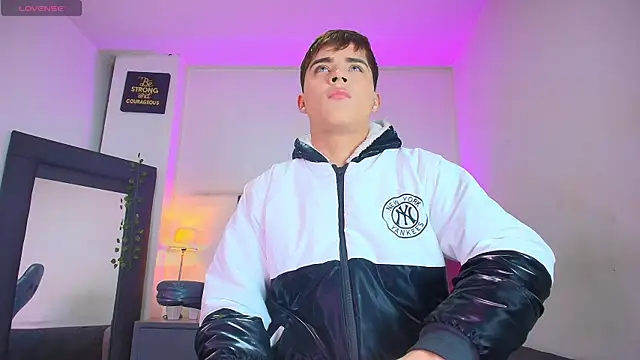 Lucass love online show from January 9, 2026, 1:18 pm