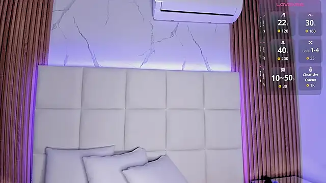 Snapshot of Meloddy_Parkerr_ chatting on February 20, 2026, 3:58 am Meloddy Parkerr online show from February 20, 2026, 3:58 am